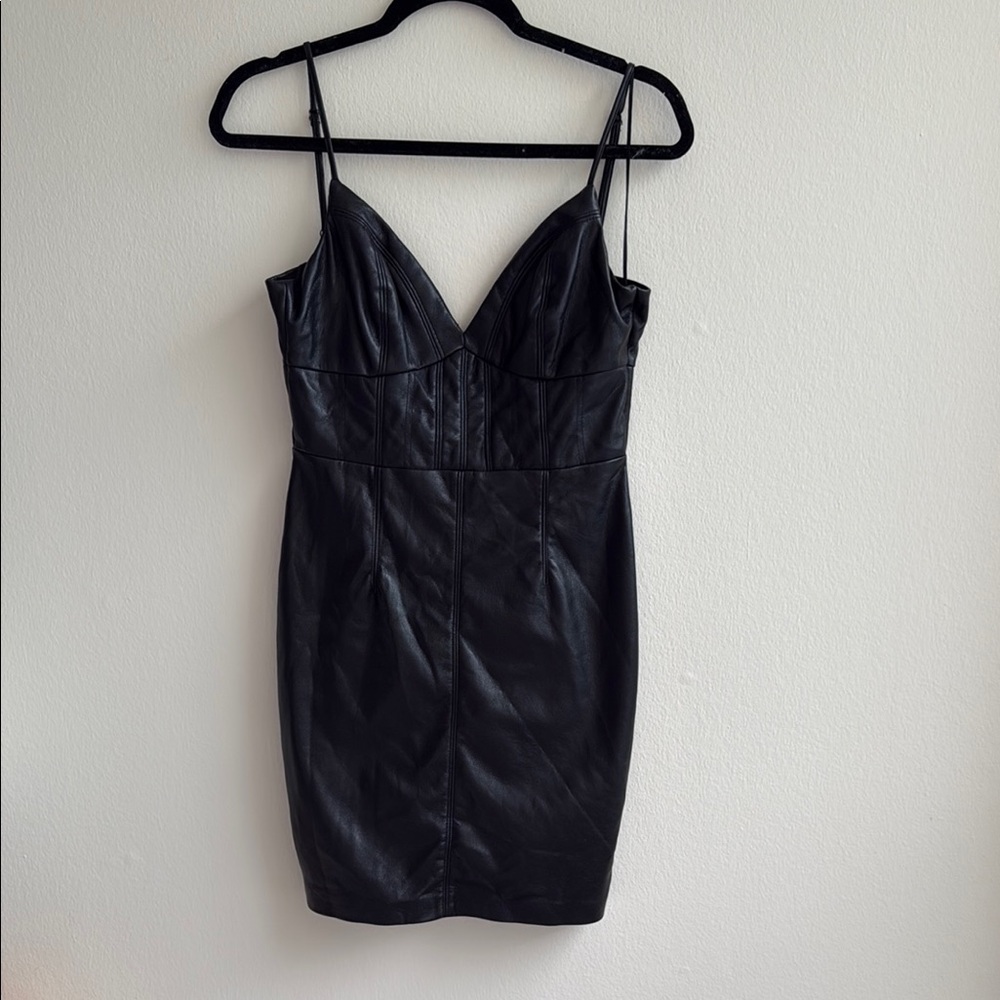 Elegant Guess Black leather Dress